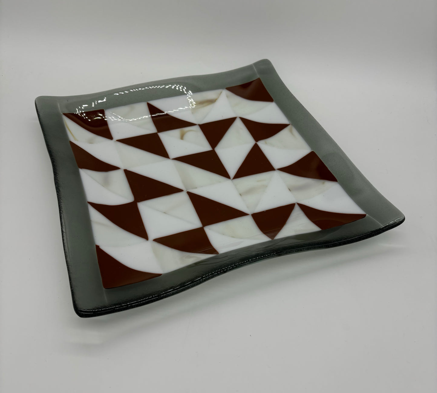 Wavy Square Platter - Brown & White Triangles